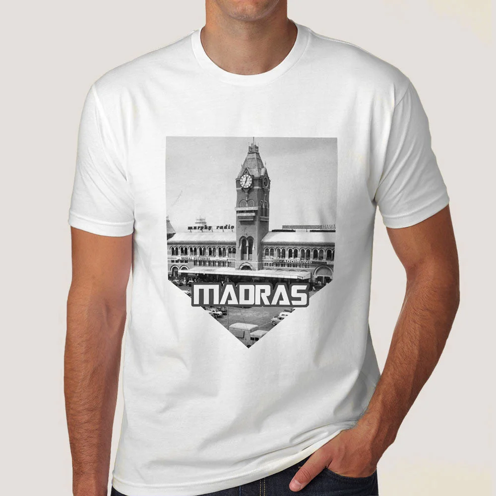 Madras Central Station Men's T-shirt